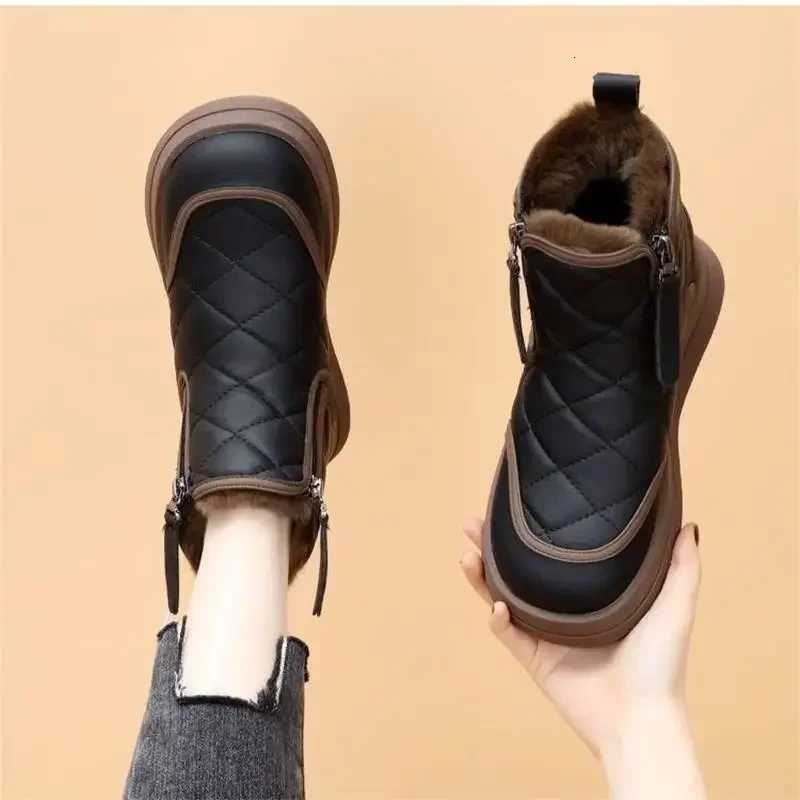 Winter Womens Boots New Plush Comfortable Warm Waterproof Anti Slip Warm Short Boots Cold Resistant Outdoor Ankle Boots Z251029