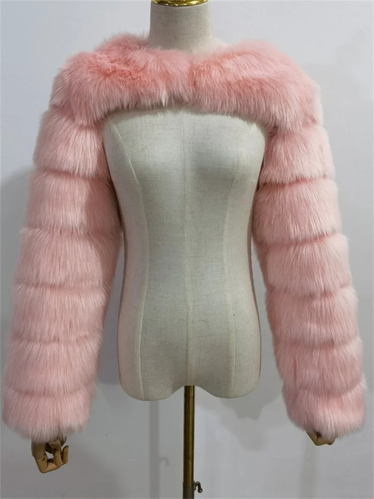 Winter Warm Clothes Pink Black Faux Fur Coats Women Long Sleeve Crop Top Gray White Faux Fur Jackets For Women Wholesale 251029