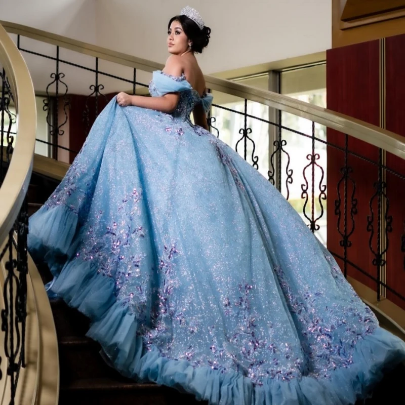 Sky Blue Shiny Ball Gown Quinceanera Dresses Off The Shoulder Sequin Applique Lace Beading Tiered Tull Party Birthday Sweet 16 Dress Vestidos 15 Anos