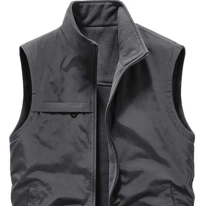Mens Fleece Lined Vest Autumn Outdoor Thick Warm Fishing Vests Multi Pocket Industrial Workwear Vest Simple Casual Vest Jacket W251029