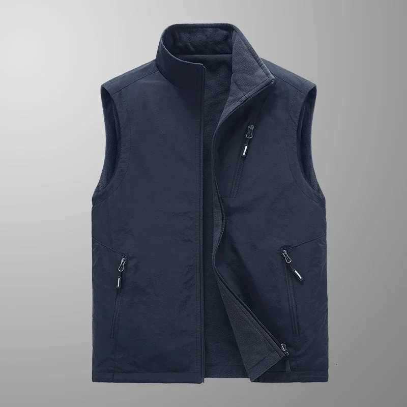 Mens Outdoor Fishing Casual Highquality Sports Vest Comfortable Versatile for Spring and Autumn Breathable and Warm Vest W251029