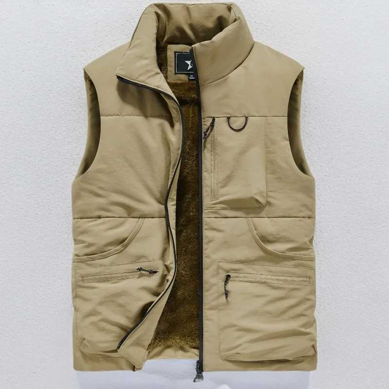 Mens MultiPocket Clothing Winter Vest Jackets Sleeveless Coat Fashion Large Size 6XL Male Warm Waistcoat Fleece Vest Men W251029