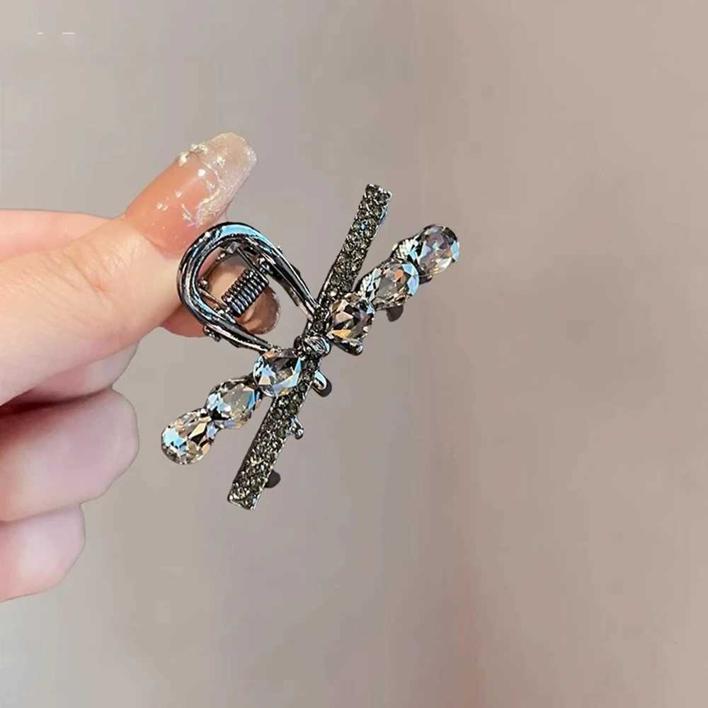 New Fashion Hair Claw Shining Rhinestone Ponytail Clip Hairpin For Girl Women Hair Accessories Jewelry DecorationW251028