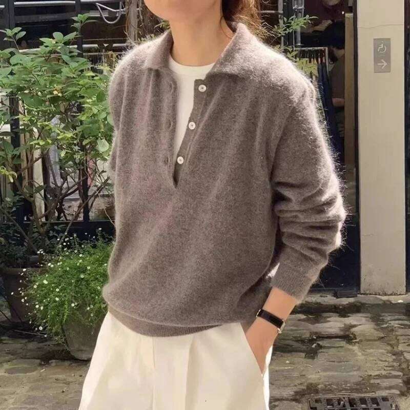 Autumn/Winter New Sweater 100% Wool Knitted Hoodie Solid Color Casual Women's Top Loose And Simple Top With A Flip Collar