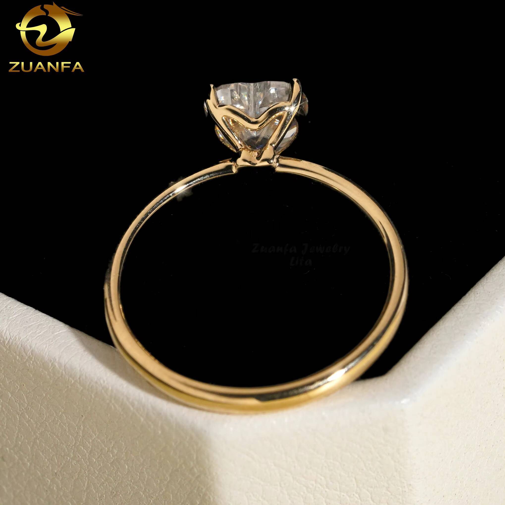 Factory Price 14k Solid Gold Heart Shape 1ct Moissanite Diamond Solitaire Engagement Ring for Women
