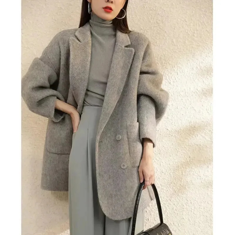Korea Woolen Long Jackets Coats Tops Winter Laper Double Breasted Abrigos Casual Chaquetas Overcoat Classic Women Warm Casacos 251028