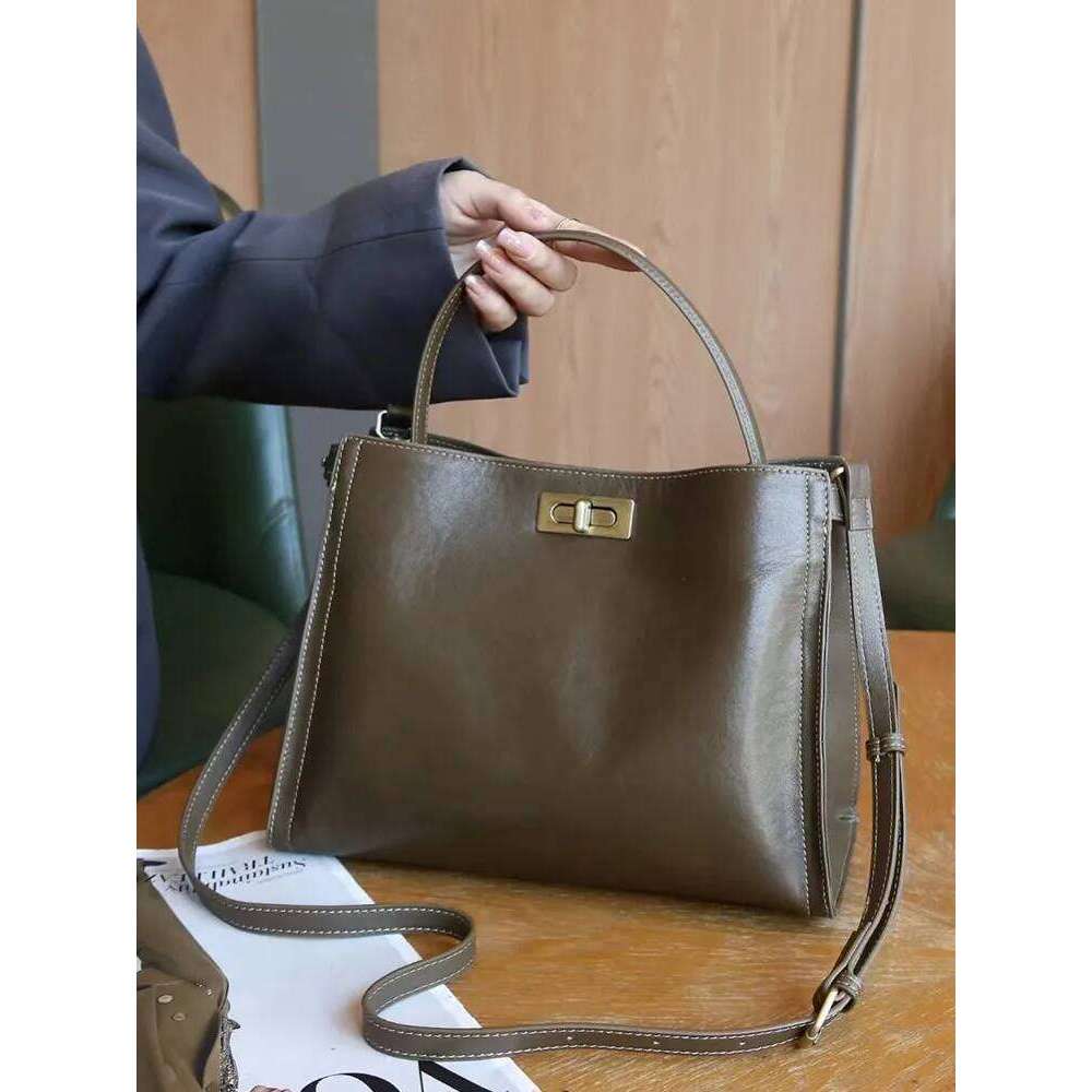 Retro Designer Women Buckle Bucket Style Soft Casual Split Leather Solid Color Shoulder Bag Ladies Versatile Fashionable Handbag