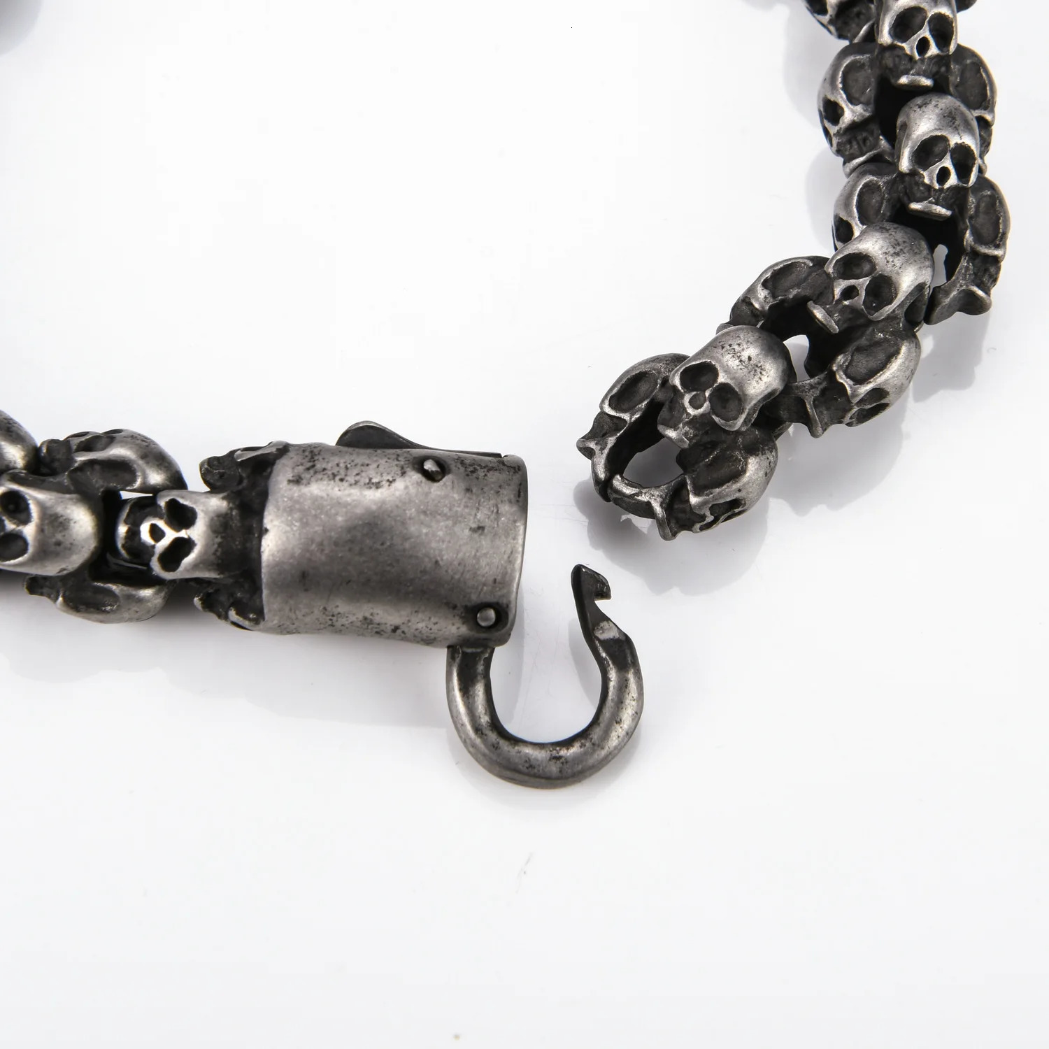 Punk Skull Bracelets Men Stainless Steel Shiny Matte Skull Charm Link Chain Brecelets Male Gothic Jewelry 251028