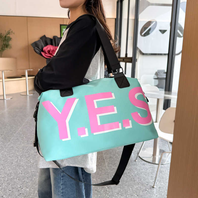 Korean Style Fashion Letter Travel Bag for Women New Casual Lightweight Handheld Gym Bag Trendy Letter Outdoor Sports Bag