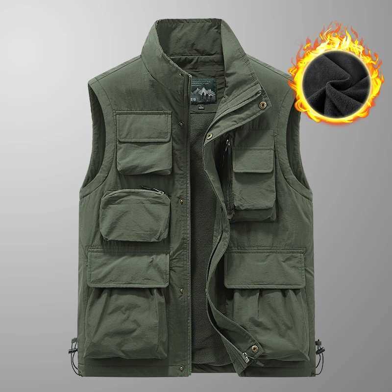 Outdoor Hiking Camping Sports Windproof and Breathable Sleeveless Vest Comfortabl Fashionable and Trendy Mens Versatile Vest W251029