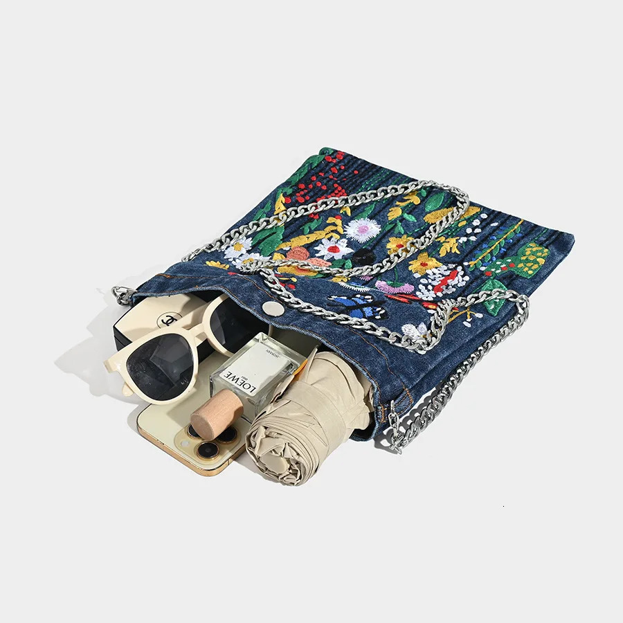 Embroidered flowers women Cowboy shoulder bag fashion chain ladies messenger bags denim handbag personality trend student bag 251029