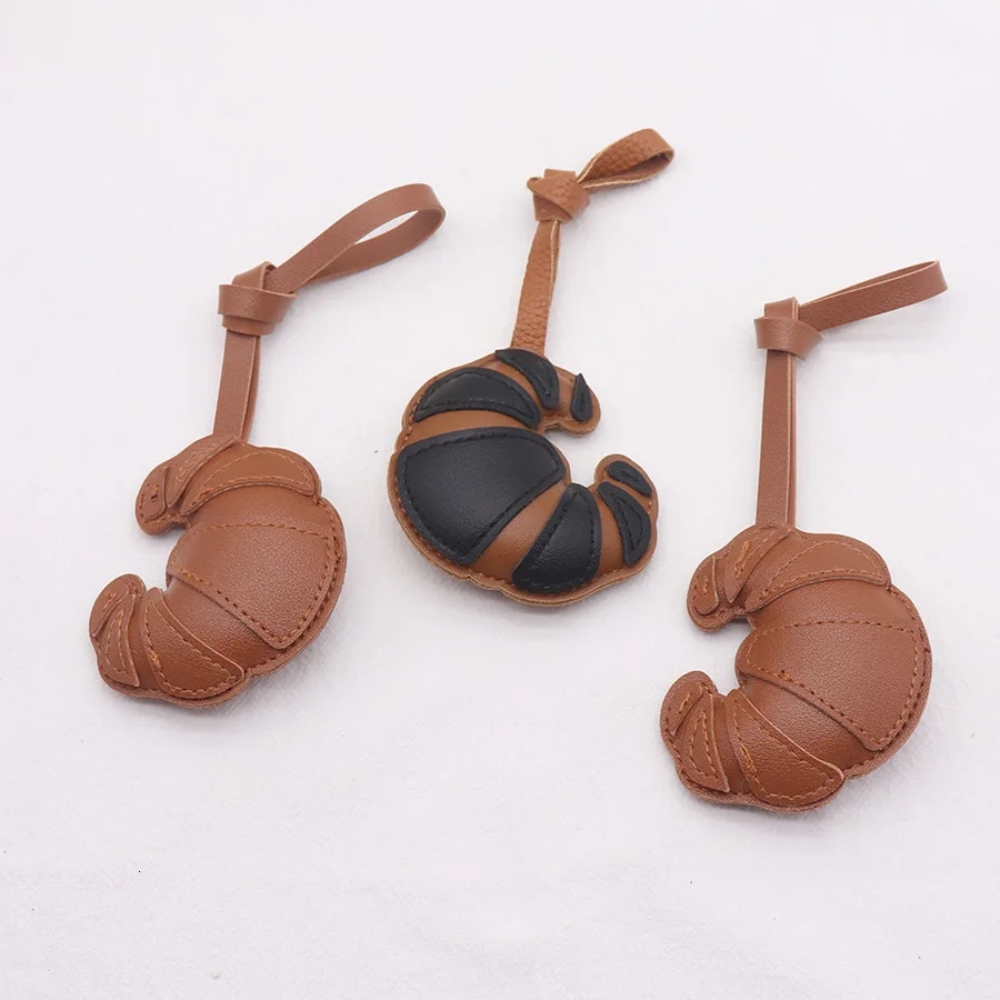 Handmade Croissant PU Leather Bag Charm KeyChain Kawaii Animal Bag Backpack Charms Couple Friend Jewelry Gift 251029