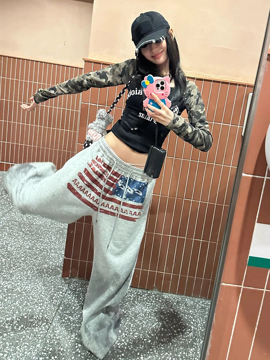 ReddaChic American Flag Baggy Sweatpants with Pockets Women Y2K Joggers Gray Wide Leg Pleated Parachute Pants Streetwear 251028