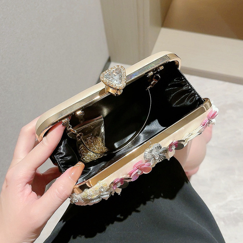 Evening Bags Designer for women luxury handbag 3D bead flower elegant wallet party dance womens wedding clutch bag