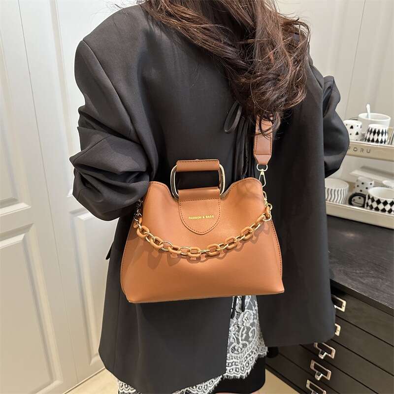 Designer bag 2025 New Women's Fashion Simple Summer Bucket Bag Niche Casual Shoulder Crossbody Handbag