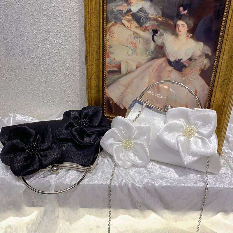 Designer Bags Fashion, Literature, Elegance, Temperament, White Flower Dinner Intellectual Silk Satin Evening Bag, Messenger Bag In Hand. Luxury Bag