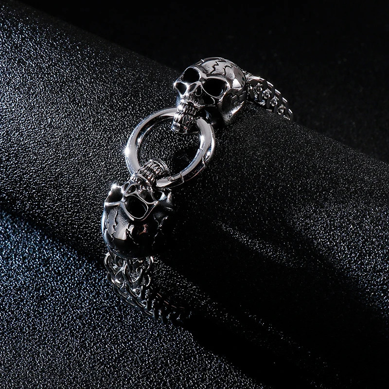 Punk MultiSize Bracelet Men Accessories Stainless Steel Skull Charm Bracelets Bangles Mens Bracelet Jewelry Men Pulseras Mujer 251028