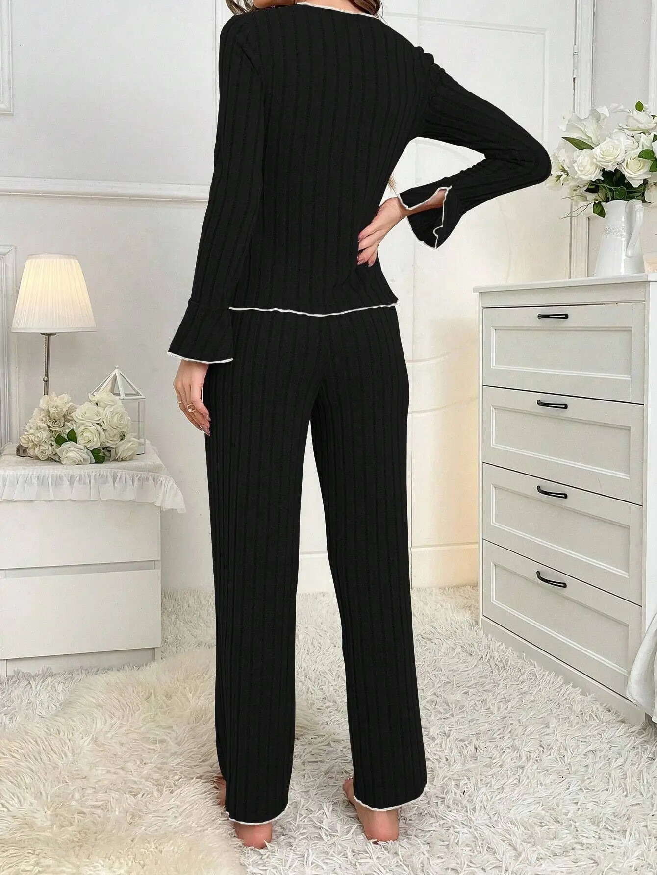 Women Autumn Winter Pijama Set Warm Flannel Lapel Bow Fashion Long Sleeve Tops and Trousers Sleepwear Home Suit Pajamas 251029
