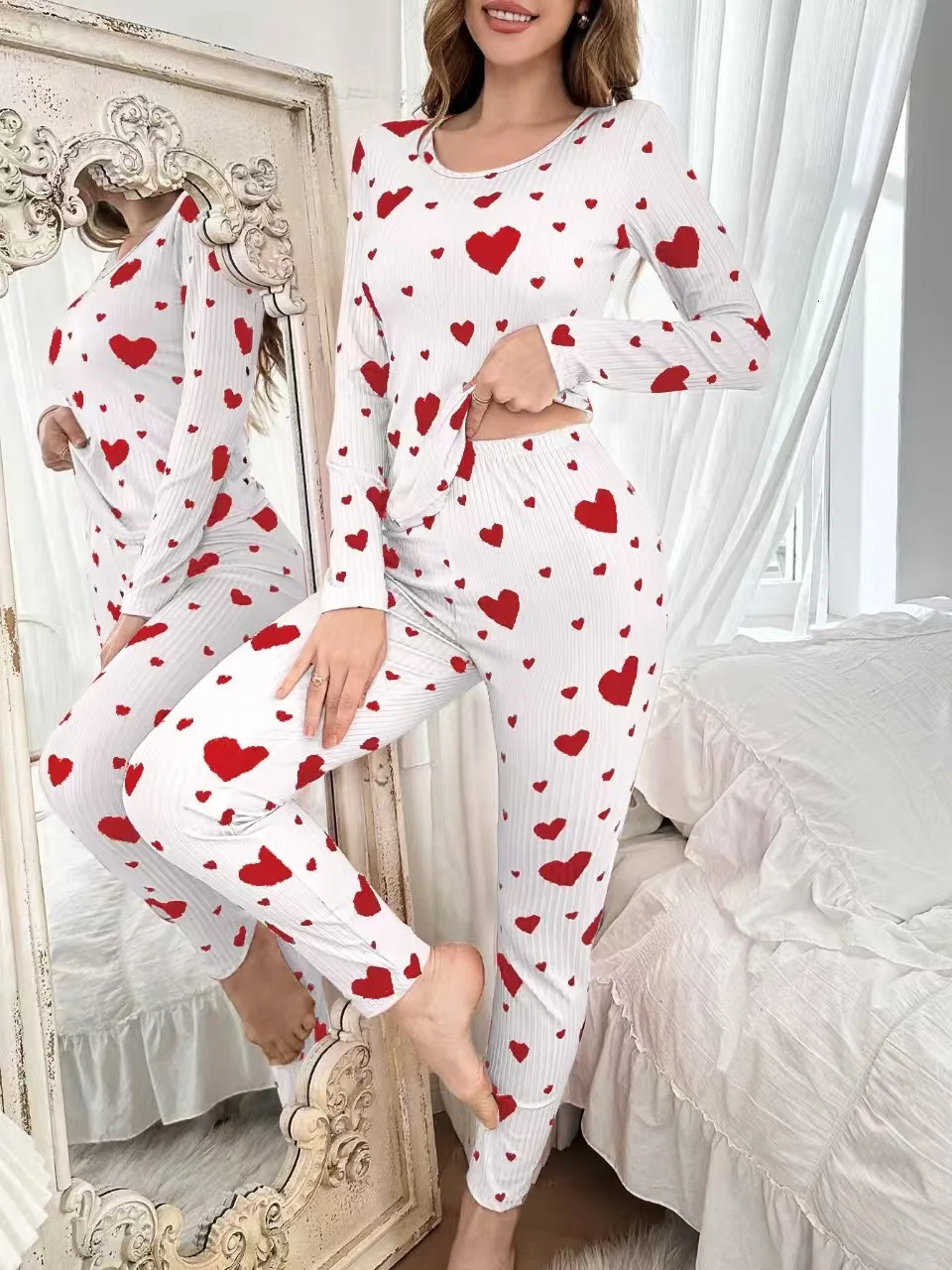 Womens Autumn Winter Pyjama Set Heart Print Long Sleeve Tshirt and Pants Loungewear Female Sleepwear 251029