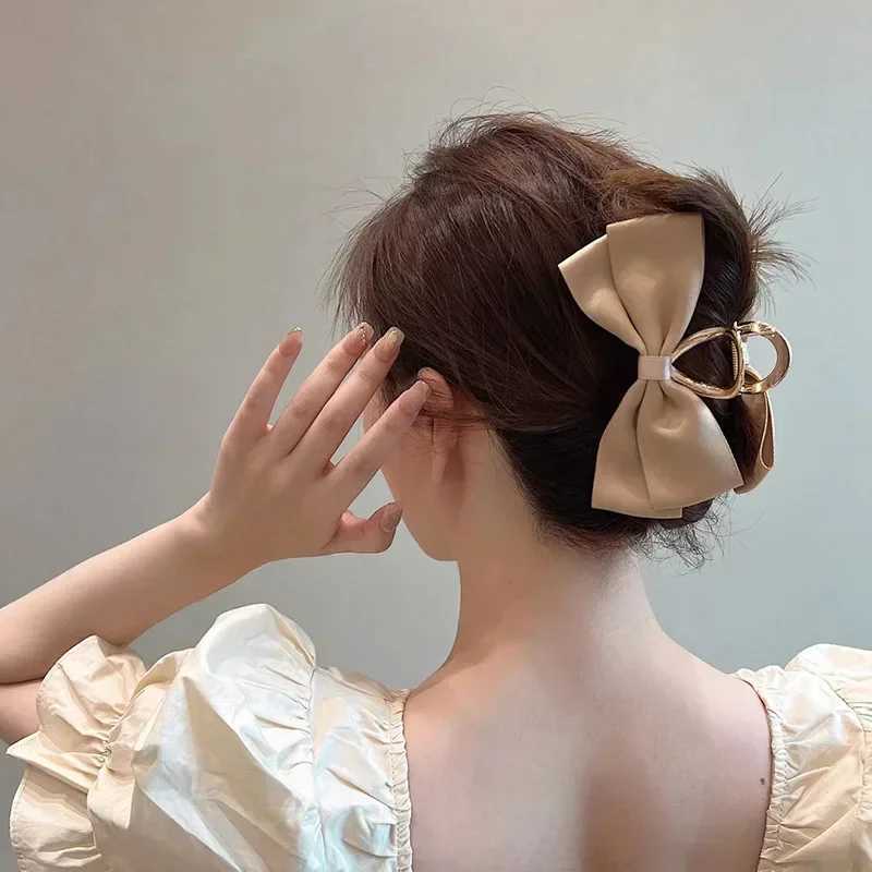 Balck Stain Bowknot Hair Claw Elegant Silk Satin Clamp Korean Fashion Barrette Large Bows Ponytail Headdress Hair AccessoriesW251028