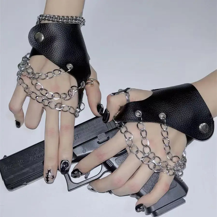 Summer hollow half palm finger gloves fashion punk street dance rivet chain motorcycle gothic cool performance hand 251013