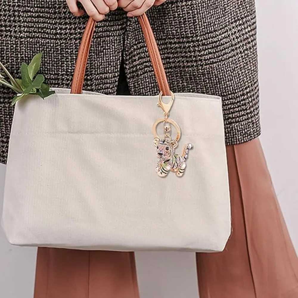 New for Keychain Keyring Cute Tiger Metal Bling Crystals Rhinestone Keyfob Charm Pendant for HandbagsKeychain ColorfulW251029