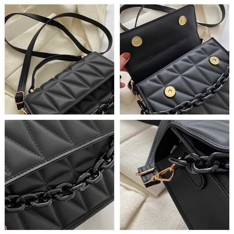 Chic Quilted Diamd Chain Crossbody Bag for Wen Elegant Purse with GoldenTe Hardware Black Style1 D251029