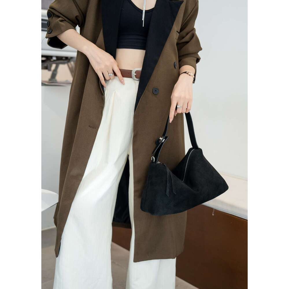 Designer Bags Crossbody pillow bag for women, simple, niche and artistic single-shoulder bag, high-gloss matte cowhide commuting bag