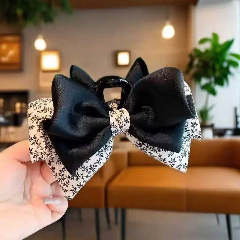 1pc Elegant floral bow clip new retro autumn and winter style shark clip hair clip headband at the back of the headW251028