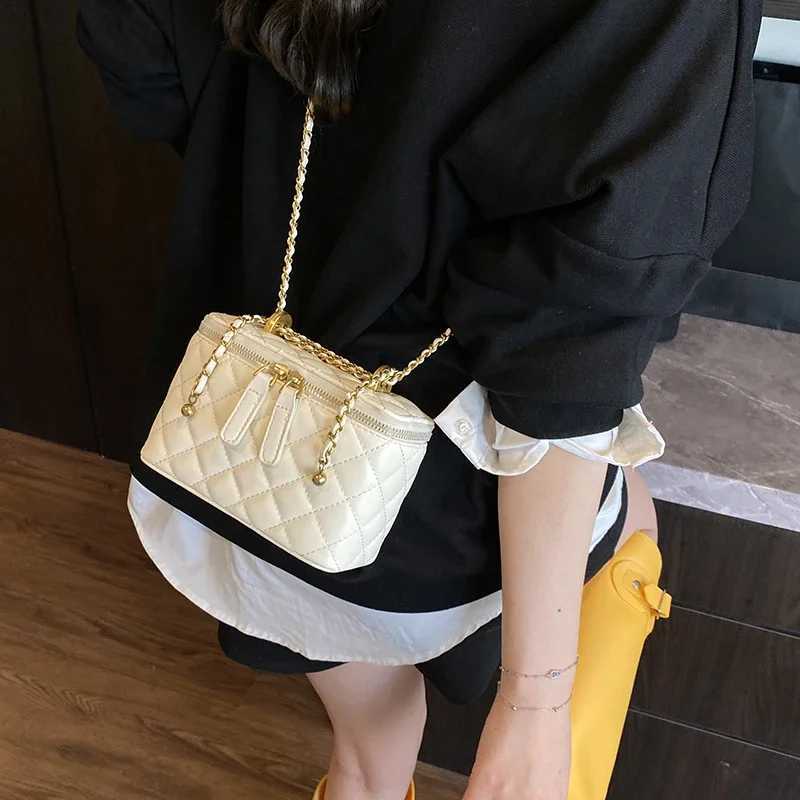 Red Wedding Bag Lady Black Pu Leather Handbag Cute Box Small Bag Fashon Quilted Shoulder Bag Women Fashion Evening Purse W251029