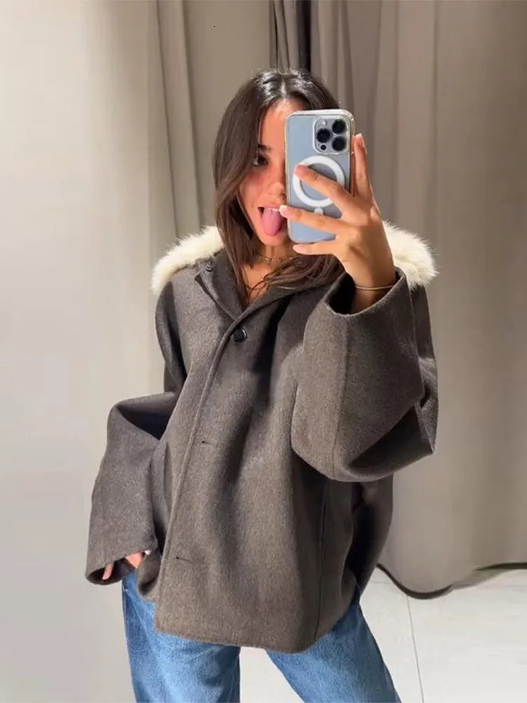 Fashion Womens Overcoat Faux Fur Collar Full Sleeve Single Breasted Female Loose Coats Autumn Chic Commute Lady Outwear 251028