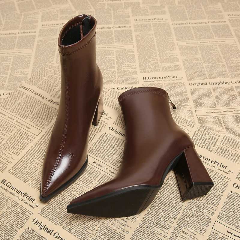 Autumn Winter Fashion Pointed Toe Ankle Boots Women Zippers Thick Heels Shoes Street Style Banquet Party Short Botas Mujer Z251029