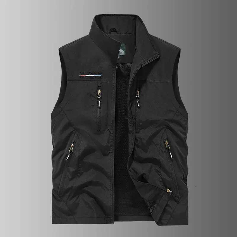 Mens Outdoor Highquality Sports Leisure Windproof Breathable Sleeveless Vest Comfortable Fashionable Thick and Breathable Vest W251029