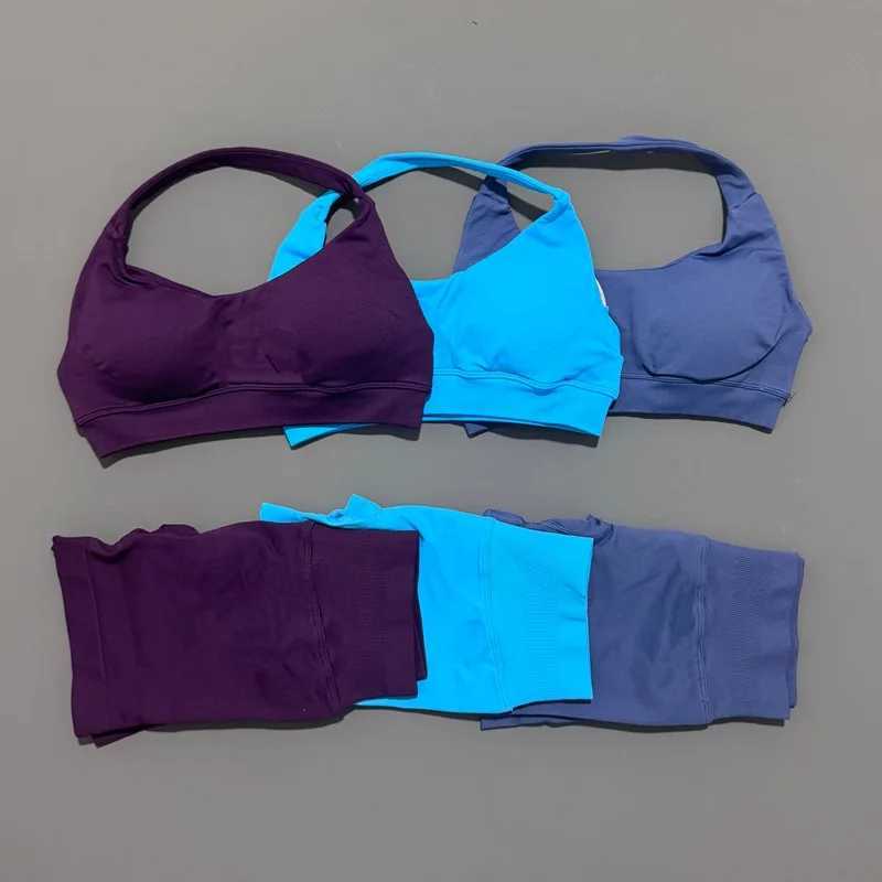 2 Piece Histello Sports Set Women Seamless Halter Bra Neck Strap Padded Yoga Top Scrunch Bum Shorts Workout Suit Sports Gym SetsXJ251029