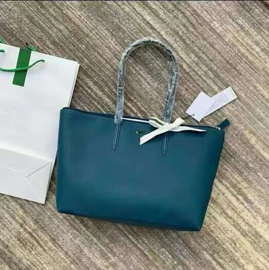 Horizontal French Crocodile Women's Shopping Large Capacity Shoulder Handbag Dumpling Waterproof Tote Mommy Bag