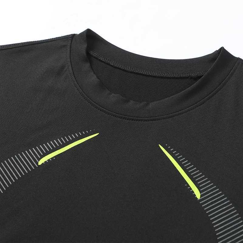 Compression Tank Top Men Running Gym Shirt Sleeveless Quick Dry Sportswear Male Fitness Bodybuilding Vest Workout Muscle Top W251029