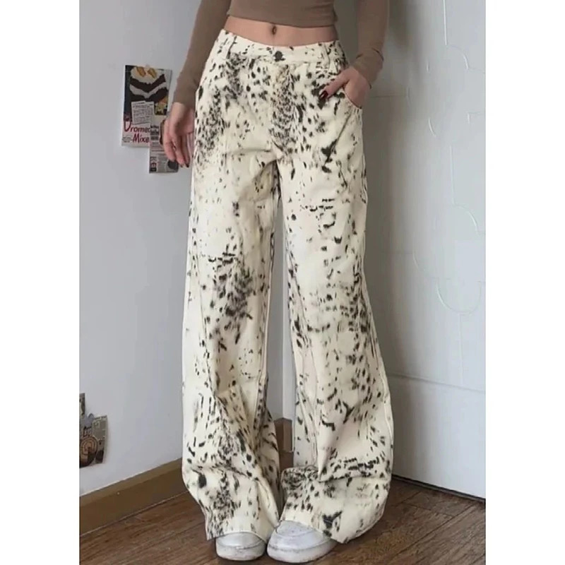 Female Chic Apricot Leopard Print Jeans s Casual Fashion High Waist Pants Women Vintage Straight Leg Denim Trousers 251029