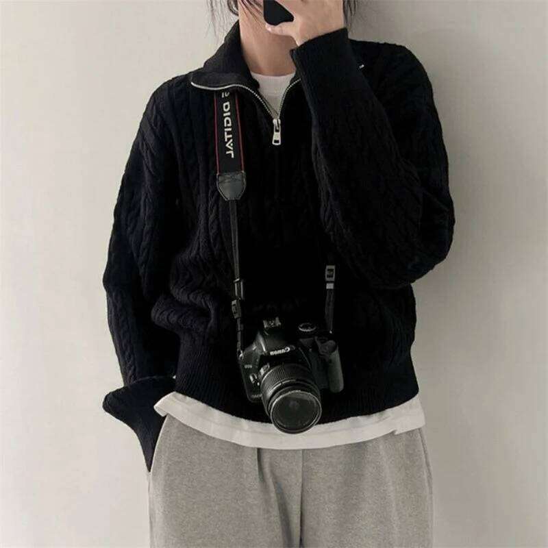 2025 Winter Knit Korea Women Zipper Hemp Pattern All-Match Sweater Autumn Loose Turtleneck Pullover Crochet Tops Designer Sweater Women Bear Sweater