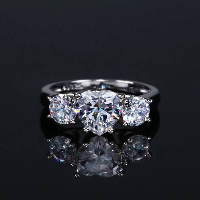 Fine Jewelry 14K Solid Gold Ring There Stones 8mm Heart Shape with 4mm Round Moissanite Trilogy Ring