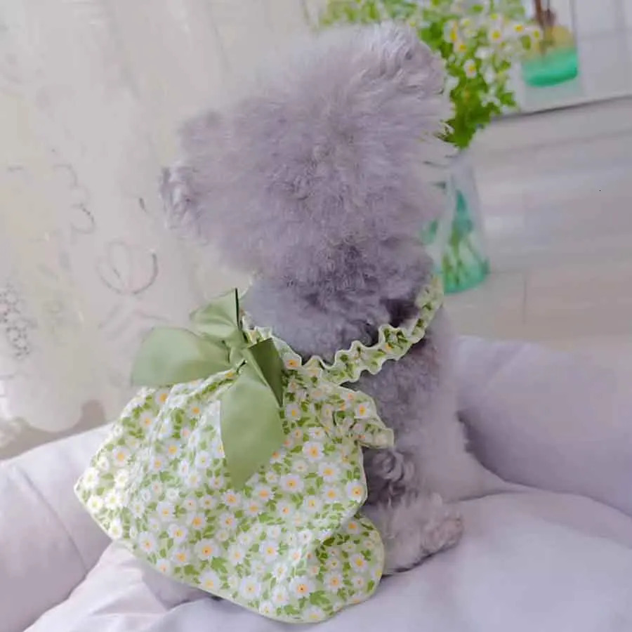 1pc Pet Dress Romantic Style Dog Summer Dress Cat Skirt With Green Floral Print Small Dog Clothes Pet Clothing Chihuahua Skirt 251029