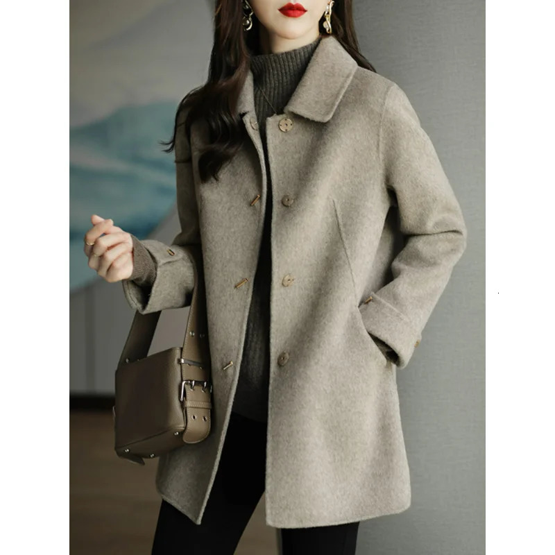 Woolen Coat Slim Fashion Office Lady Square Collar Single Breasted Winter Coats for Women Widewaisted Pocket Black Coat 251029