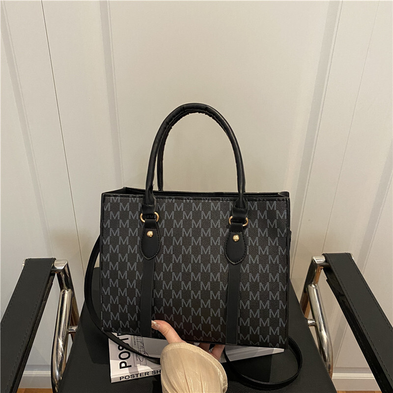 Fashion Women S Bags Leather Minimalist Black Mini Medium Zipper Designer Bag Women Daily Use Adjustable Strap Durable