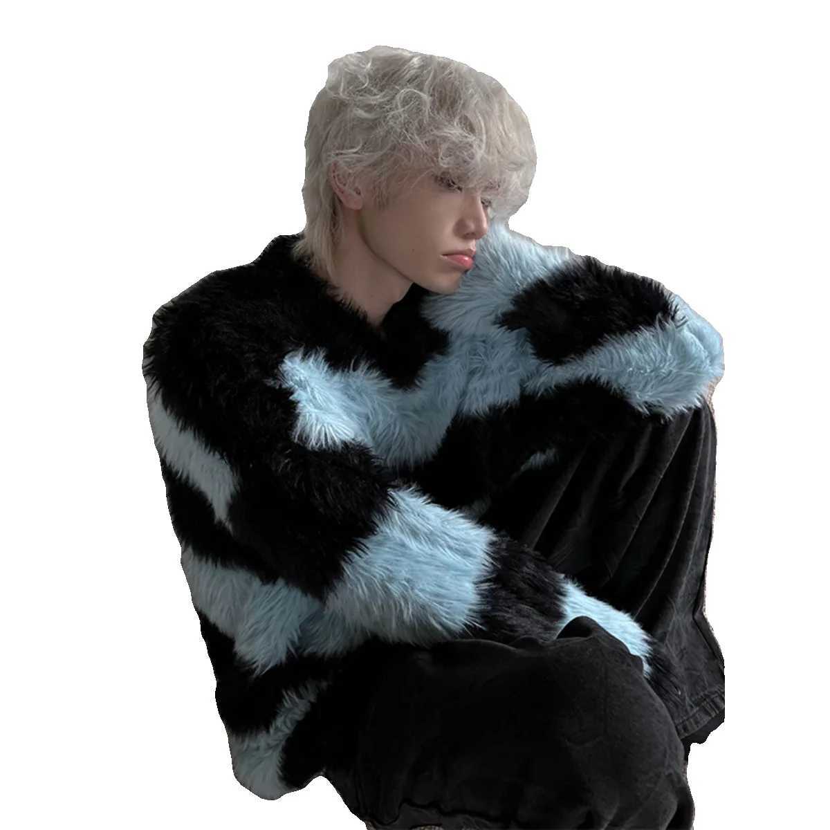 Autumn and Winter New Korean Niche Lazy Style Striped Sweater Mens Loose Casual Knitted Sweater Top Pullover Men Knit Sweater J251029