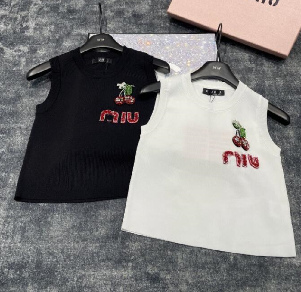 high quality Womens Tanks Camis Water Diamond Red Cherry Knitted vest sleeveless sweater woman tank top MM