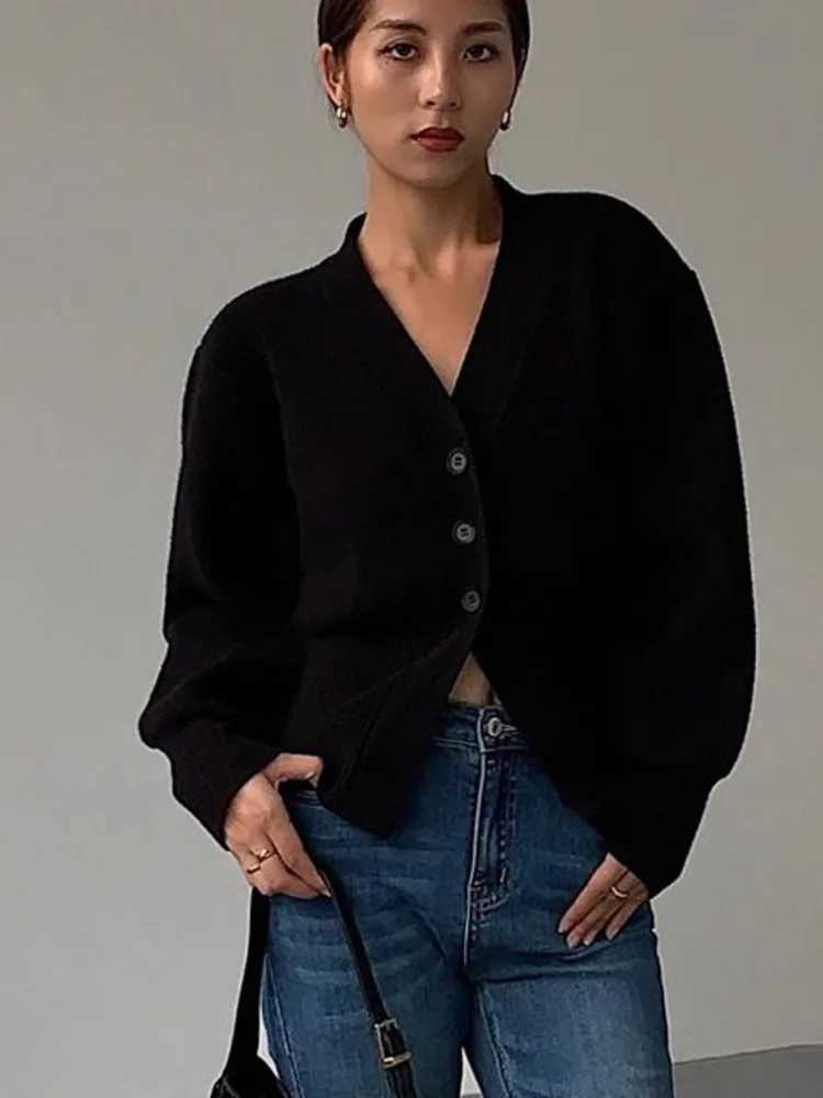 Autumn Sweater Cardigan Coat Women 2024 New Korean Fashion Casual Elegant Long Sleeve Knitted Tops Knitwear Outwear Pull FemmeT251028