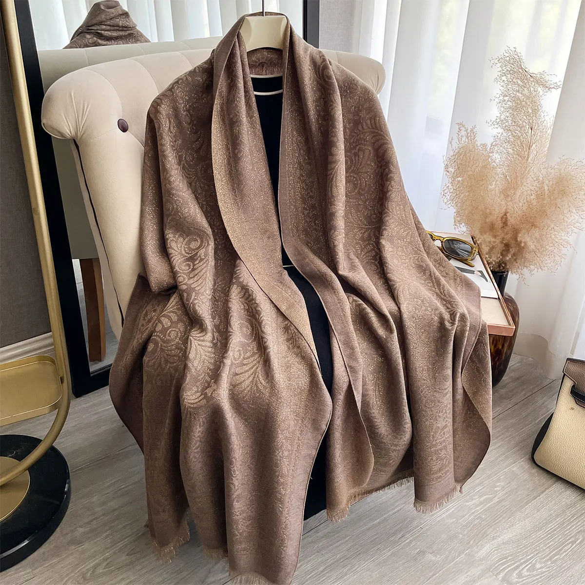 Elegant Muslim Women Long Hijab Scarf with Golden Thread Spring Autumn Sun Protection Shawl Wrap Decoration Headscarf 251013