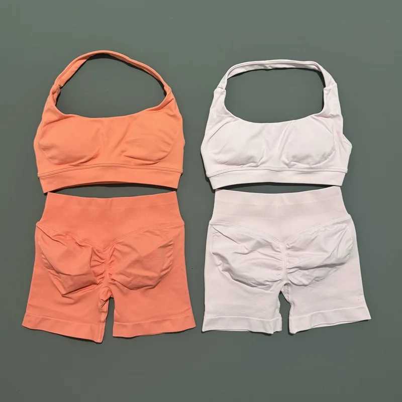 2 Piece Histello Sports Set Women Seamless Halter Bra Neck Strap Padded Yoga Top Scrunch Bum Shorts Workout Suit Sports Gym SetsXJ251029