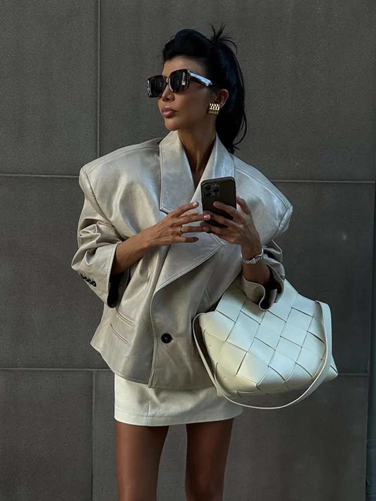 Retro PU Leather Short Jacket Women 2025 Chic Street Pad Shoulder Lapel Single Breasted Jackets Coat Female Casual Loose Outwear 251029