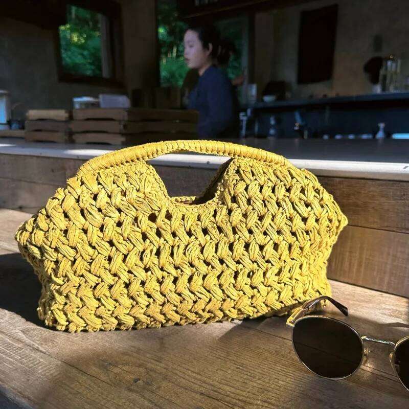 Summer Straw Women Woven Clutch Purse Rattan Handmade Handle Boho Ladies Travel Beach Versatile Kintted Tote Bag
