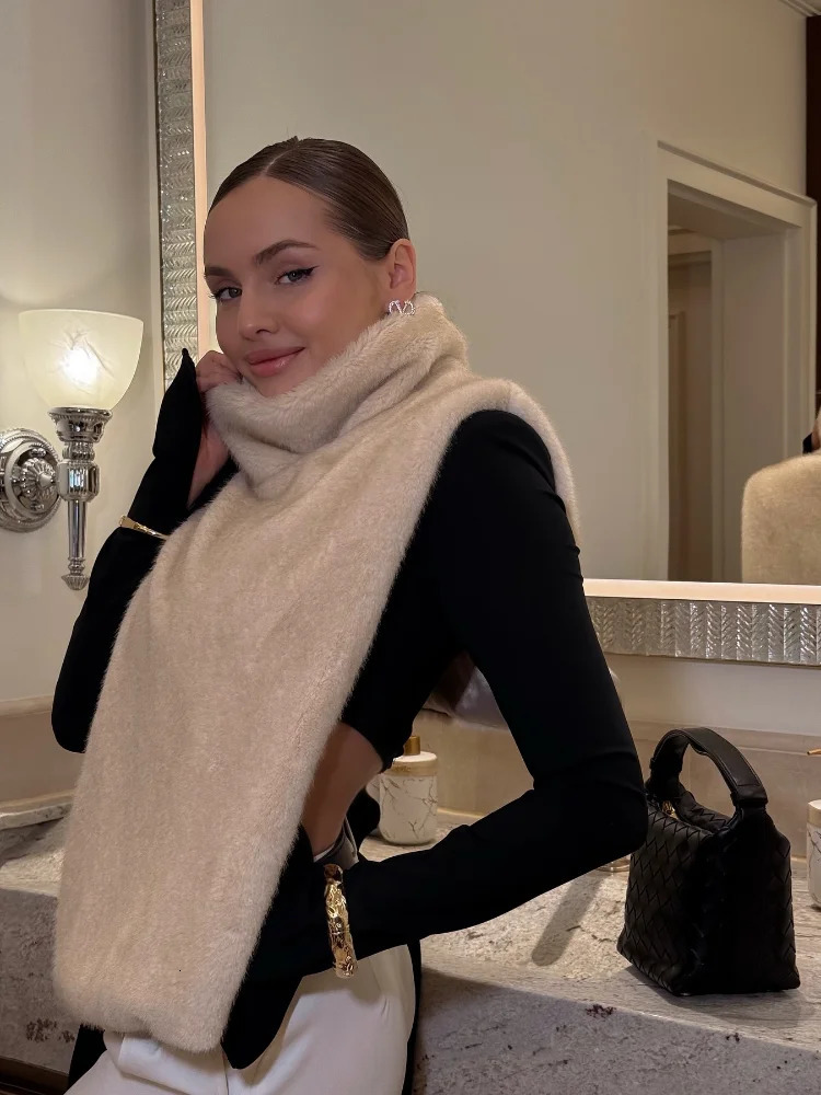 Chic Brown Faux Fur Vest Womens Casual Loose Fit Sleeveless Winter Warm Crop Waistcoat Lady High Street Thick Outerwear 2025 251029